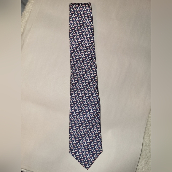 Vineyard Vines Whale Tie Blue Pink Made In USA 100% Silk - Picture 8 of 8